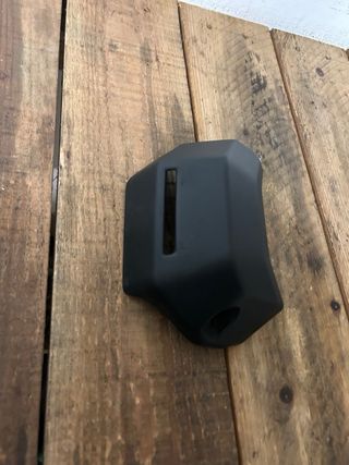 Protector depósito Yamaha MT-07 2024