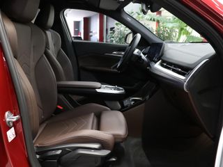 BMW iX2 eDrive20 150 kW (204 CV)