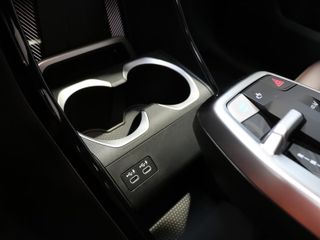 BMW iX2 eDrive20 150 kW (204 CV)