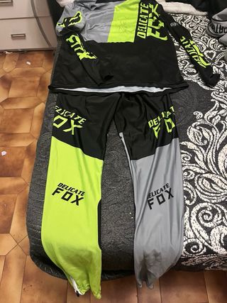 Traje Fox firmado para ciclismo/moto