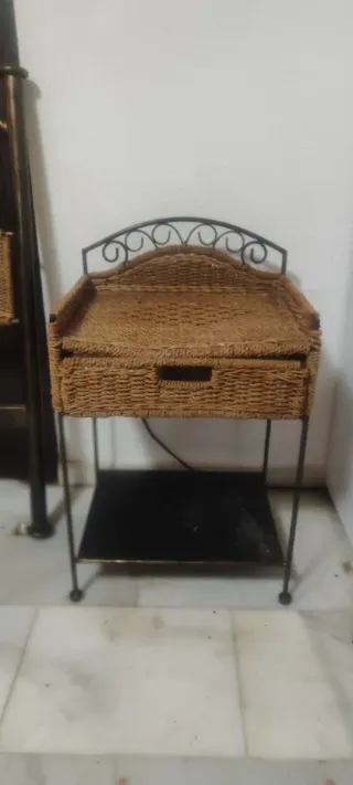 Juego Muebles Habitación: Cabecero, Armario, Mesit