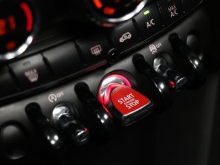 MINI MINI Cabrio Cooper 100 kW (136 CV)