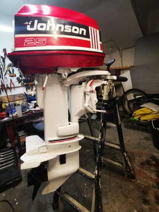 Motor Fueraborda Johnson 25 CV