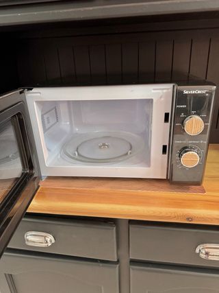 Mueble Estación Café y Mesa Alta