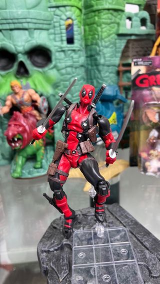 Figura Deadpool Marvel Legends