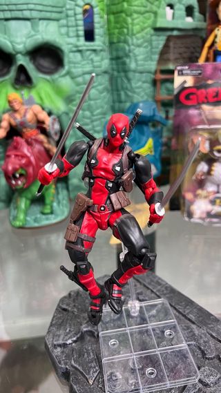 Figura Deadpool Marvel Legends