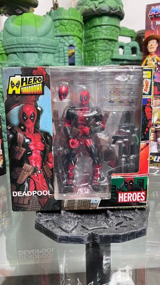 Figura Deadpool Marvel Legends