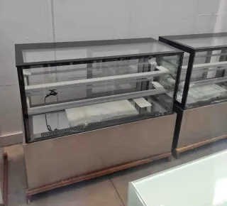 Vitrina refrigerada expositora pastelera 632575742