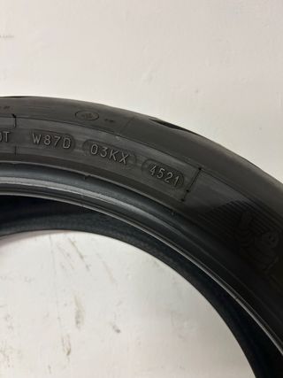 Neumático Michelin Road 5 180/55 ZR17