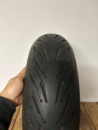 Neumático Michelin Road 5 180/55 ZR17