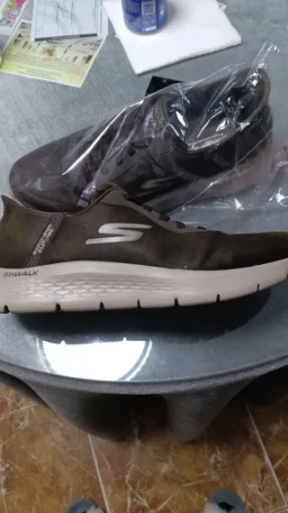 Zapatillas Skechers Go Walk Marrón/Gris