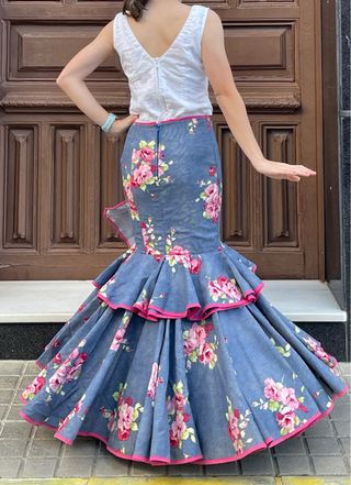 Traje de flamenca talla 34 elastico regalo chaleco