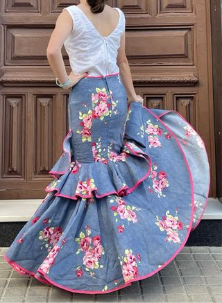 Traje de flamenca talla 34 elastico regalo chaleco