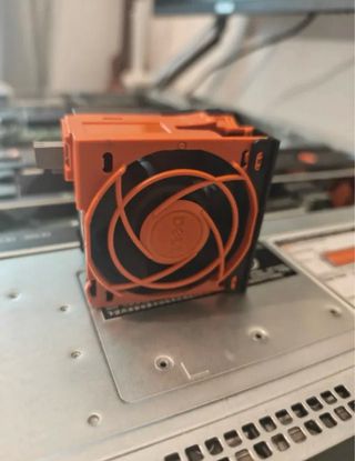 Servidor Dell PowerEdge R730xd SFF de 24 bahías