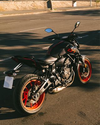 Yamaha MT-07 Deslimitada - 42.500 km