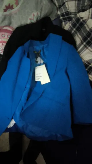 Cazadora negra mujer