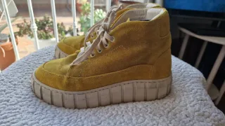 Zapatos Creeper Amarillos