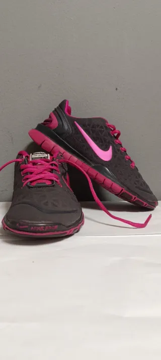 Nike Free TR Fit 38