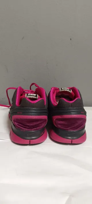 Nike Free TR Fit 38