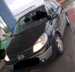 Renault Grand Scenic 2005
