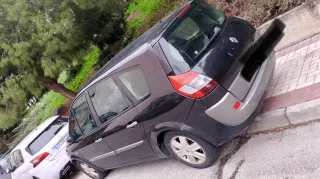 Renault Grand Scenic 2005