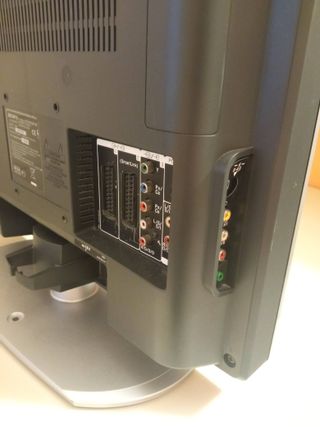 Pantalla TV Sony Bravia KLV-S19A10E