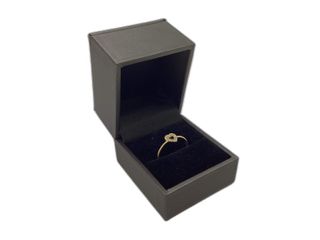 anillo oro 18k con piedra con circonita