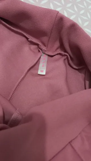 Pantalón rosa bota ancha talla M