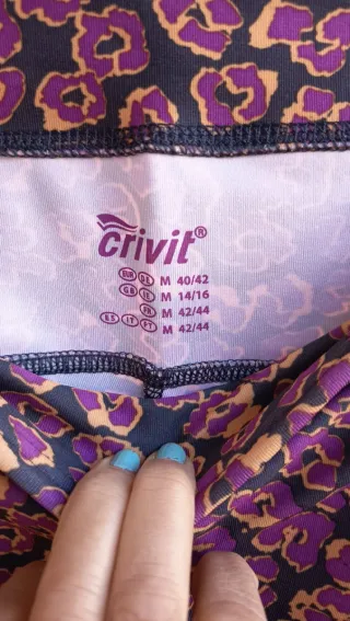 Mallas técnicas deportivas estampado animal print.