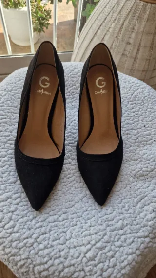 Zapatos de tacón negros