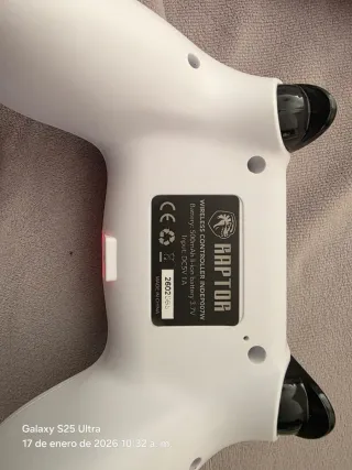 Control Inalámbrico Raptor PS4 INDEP007W Blanco