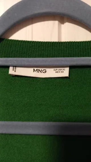 Lote 2 jerseys Mango verde y celeste Talla XL