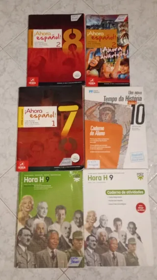 Livros manuais cadernos de atividades exercícios