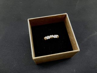 anillo oro 18k con piedra con circonita