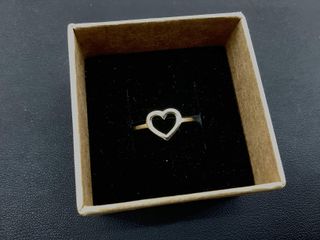 anillo oro 18k con piedra con circonita