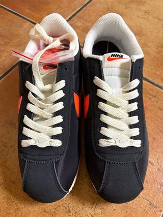 Nike Cortez Talla 38 Negro Naranja