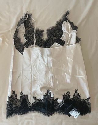 Top satén INNOVARE encaje negro blanco Talla M