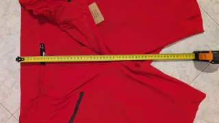 Trail Pro Shorts Men - red RevolutionRace