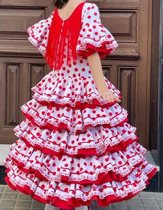 Traje de Flamenca Niña 9-10-11 años mas o menos