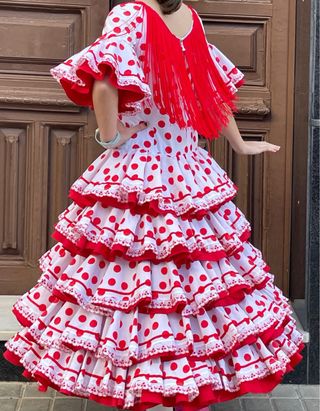 Traje de Flamenca Niña 9-10-11 años mas o menos