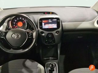 Toyota Aygo 1.0 70 x-play