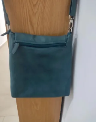 Bolso mujer tipo cartero.