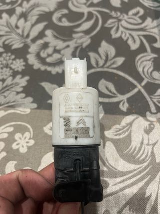 Bomba Limpia Parabrisas Grupo PSA