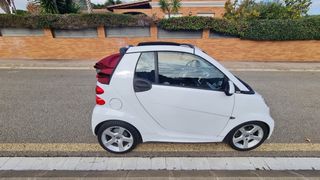 smart fortwo CABRIO White Edition