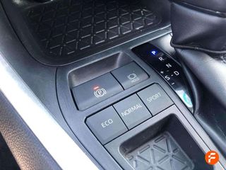 Toyota Rav4 2.5l 220H Advance