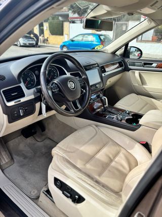 Volkswagen Touareg 2011