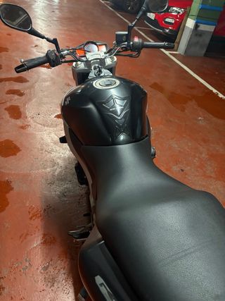 Suzuki GSR 600 2008