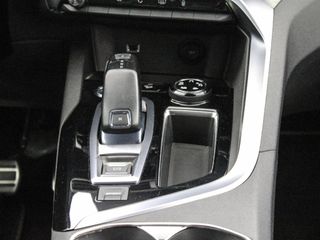PEUGEOT 3008 2.0BLUEHDI 133KW GT AUTO S&S 180 5P