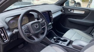 VOLVO XC40 1.5 T5 RECHARGE INSCRIPTION EXP DCT 5P