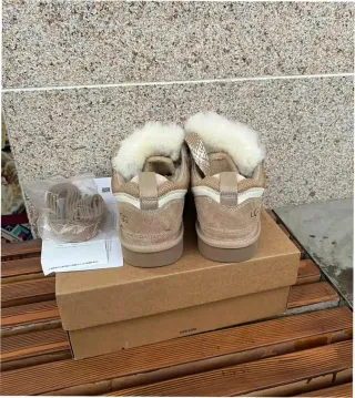 UGG Lowmel Zapatillas Beige Talla 40